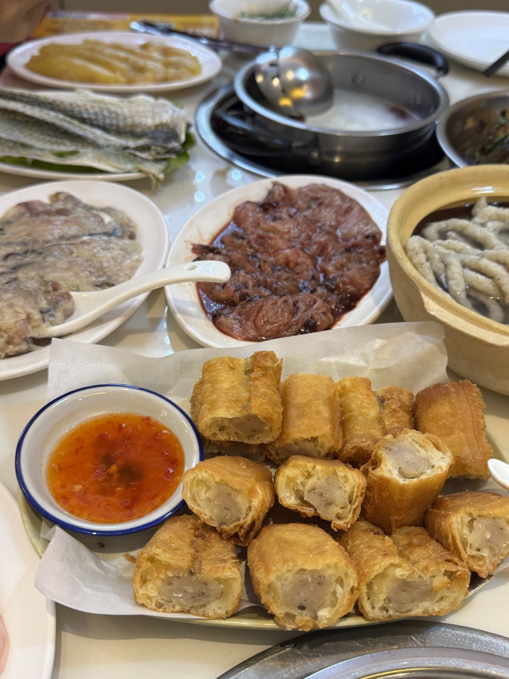 邓四姨鱼腐和鲮鱼菜品实拍